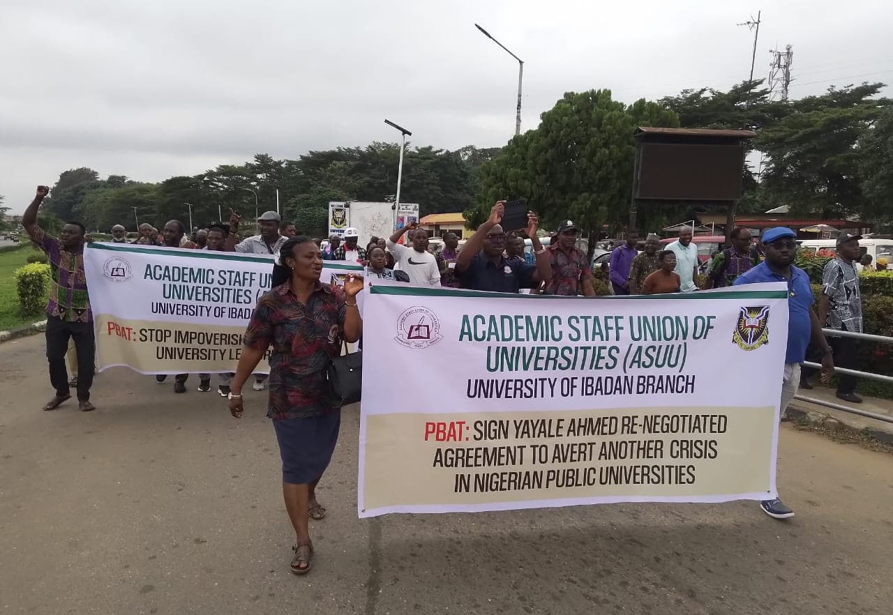 FG, University Unions Re-Engage in Crucial Salary Talks Following Strike Pause