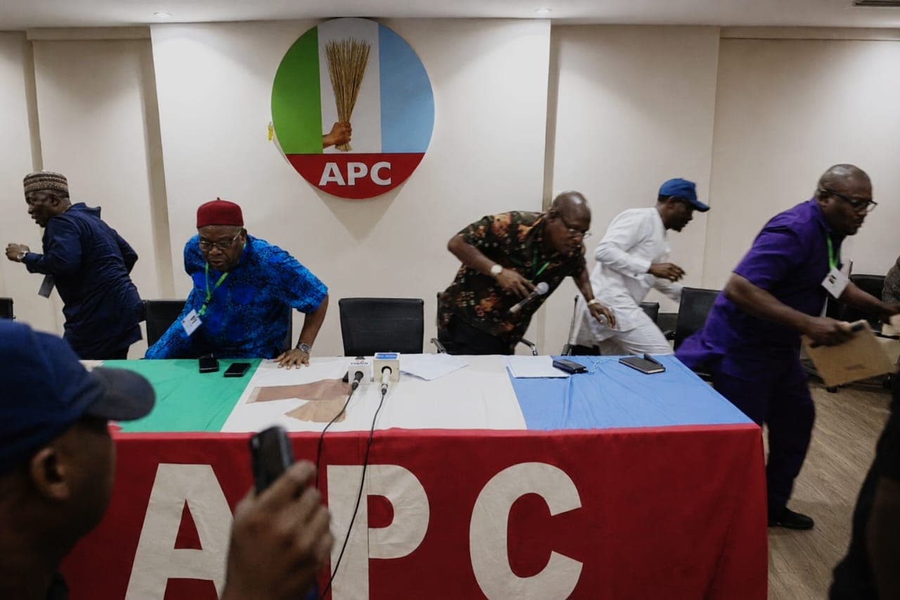 Chaos Erupts in Ondo APC Primaries as ‘Small Alhaji’ Allegedly Mobilizes Thugs to Hijack Electoral Process