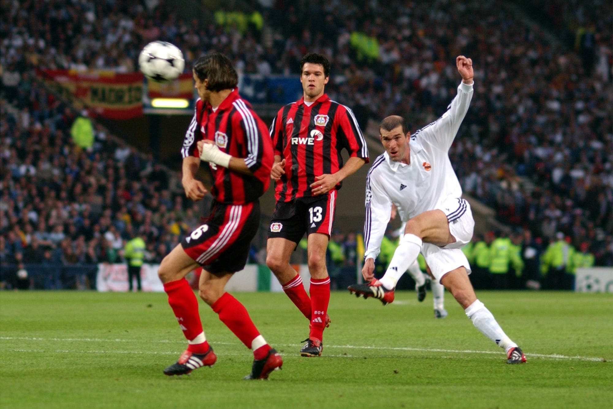 Reliving the Magic: Top 10 Iconic Moments in UCL Finals